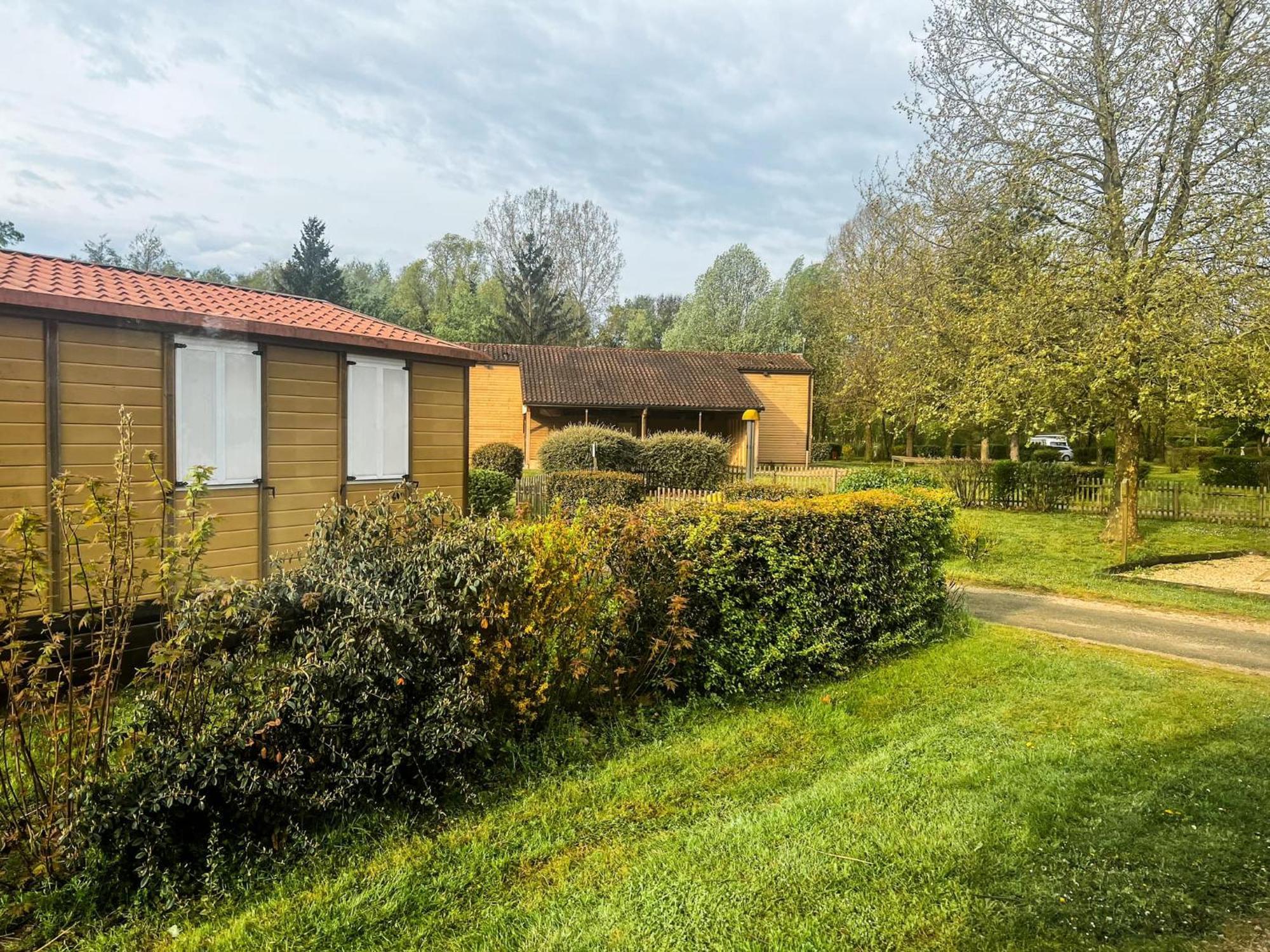 Onlycamp Camping Le Champ D'Ete Reyssouze Eksteriør bilde